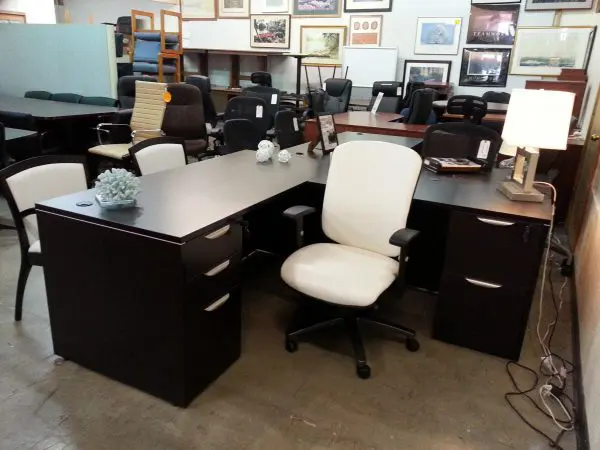 Executive L Desk (Reversible) 66 x 78 - Image 3