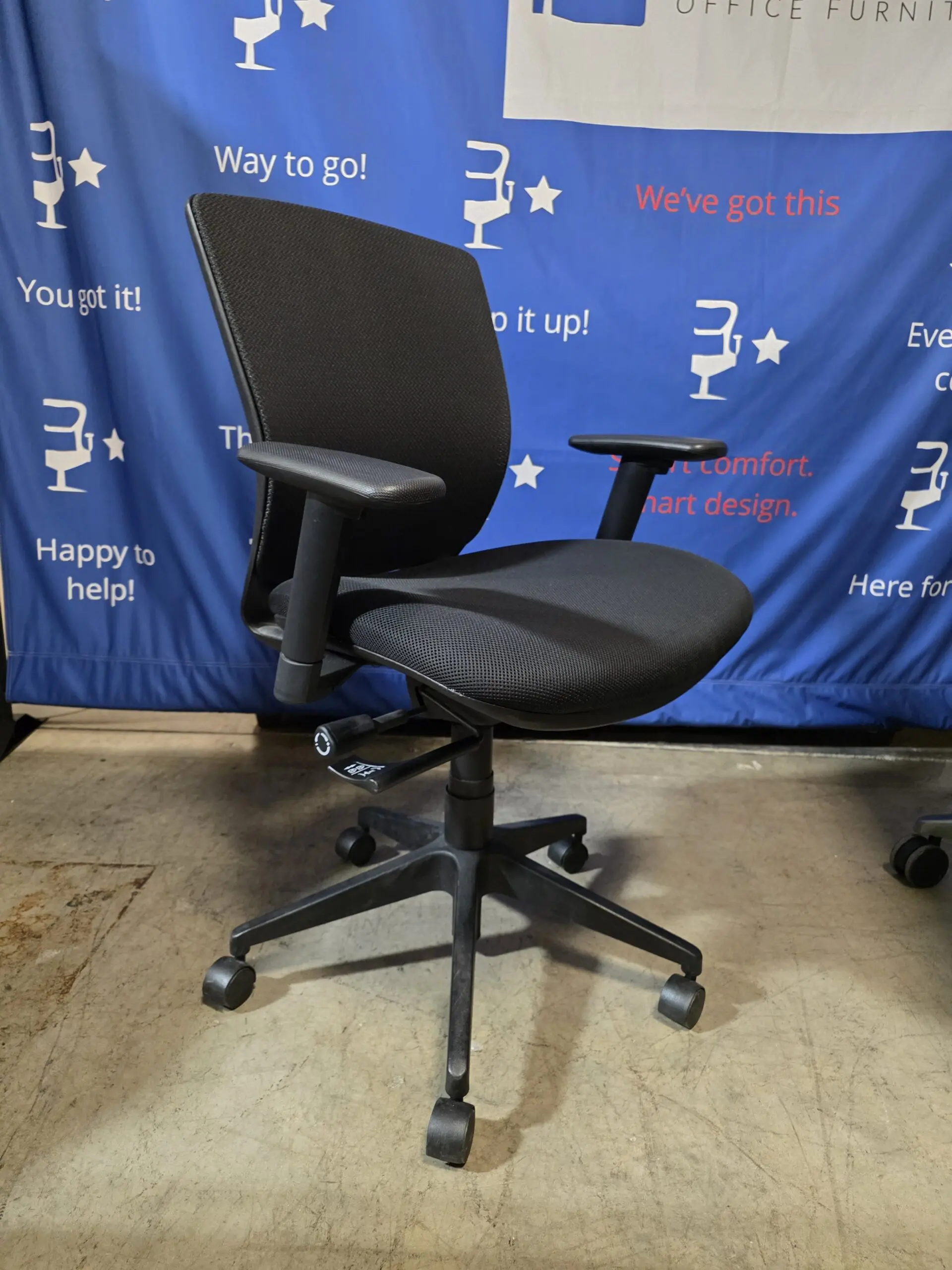 Used Nightingale VXO Chair All Black
