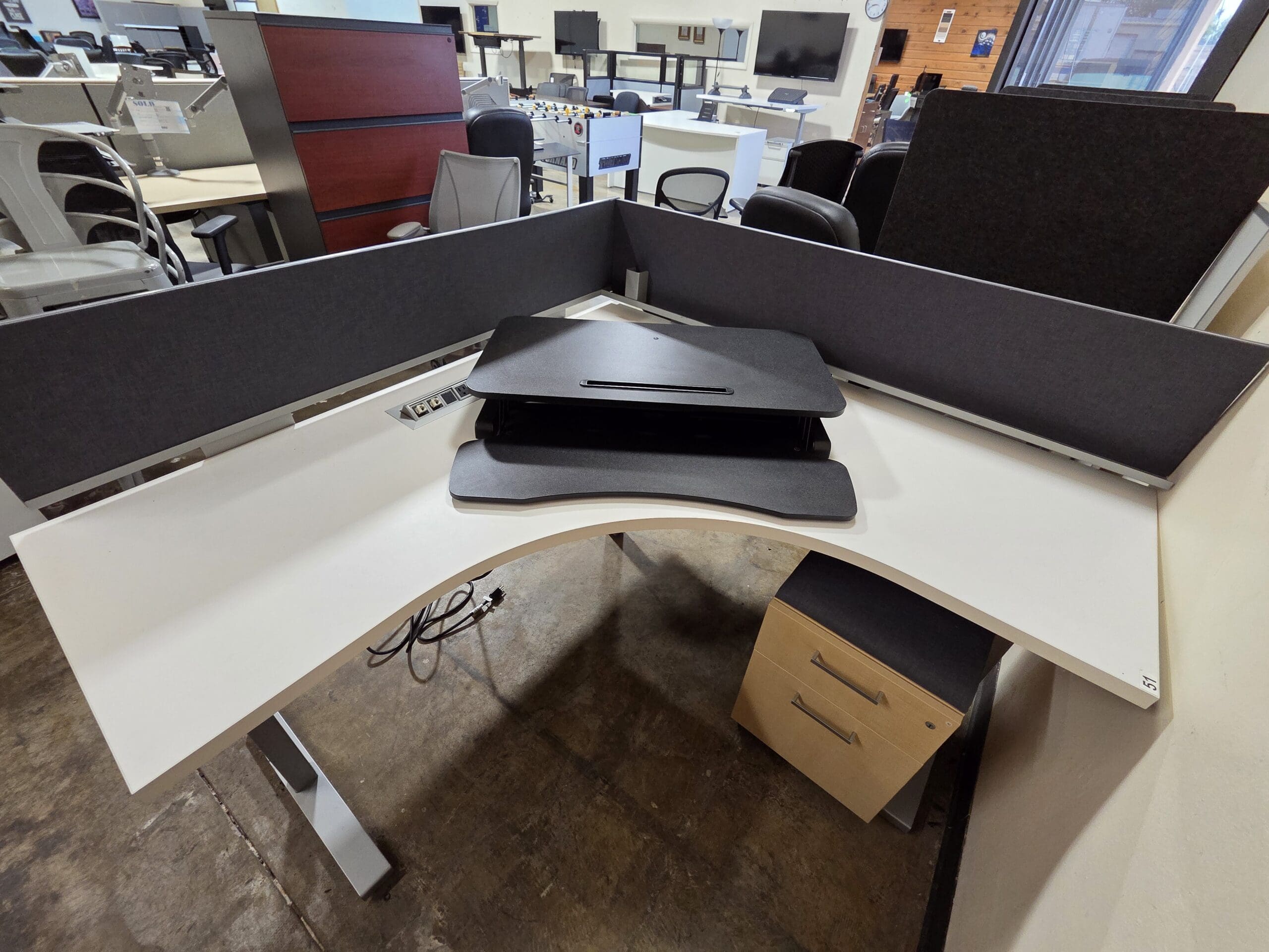 Used White 'L' Shape Table with Dividers, Modesty Panels, and BF Rolling Pedestal w/ Cushion - Image 4