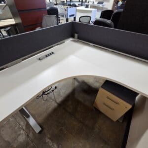 Used White 'L' Shape Table with Dividers, Modesty Panels, and BF Rolling Pedestal w/ Cushion