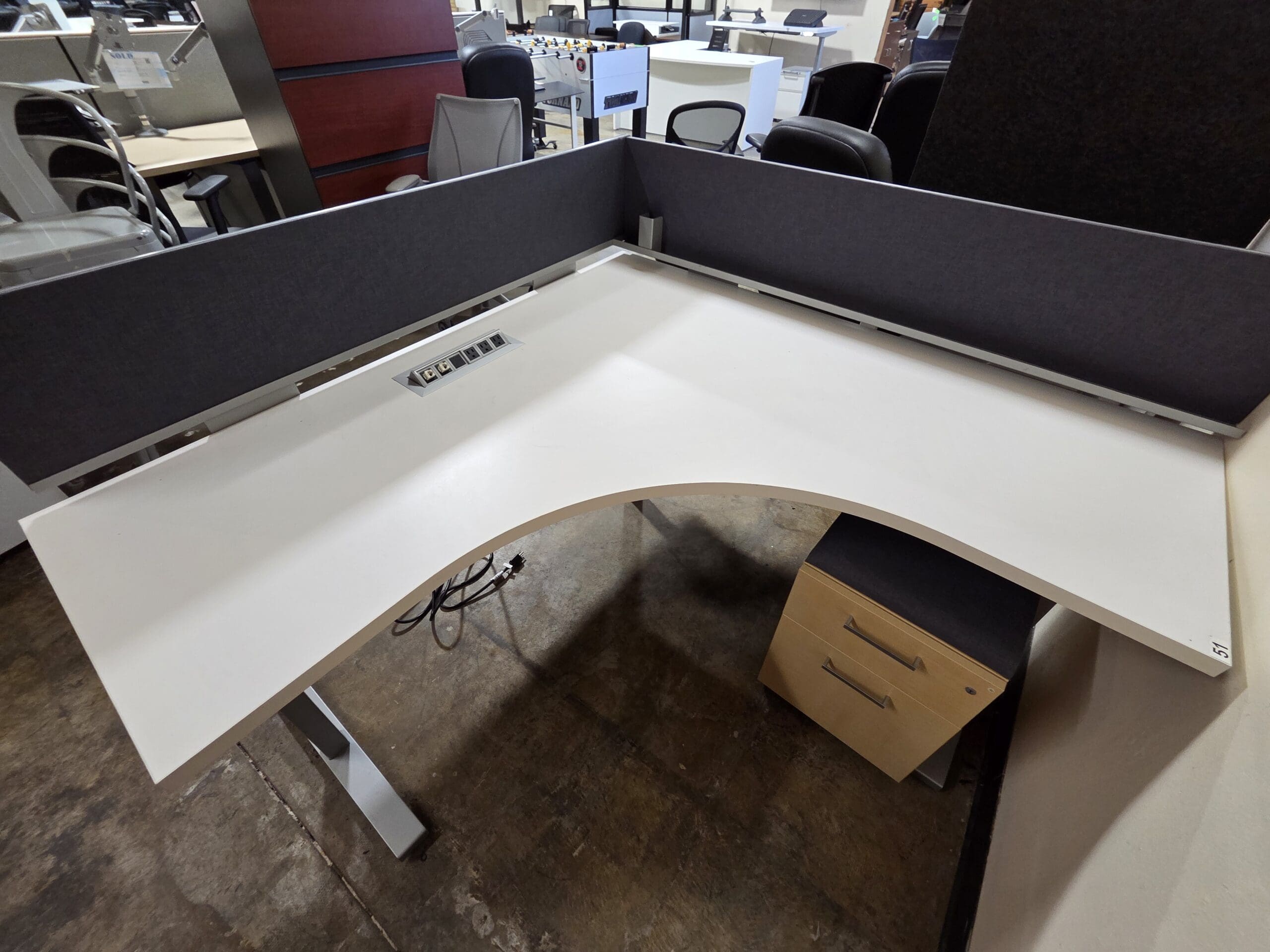 Used White 'L' Shape Table with Dividers, Modesty Panels, and BF Rolling Pedestal w/ Cushion
