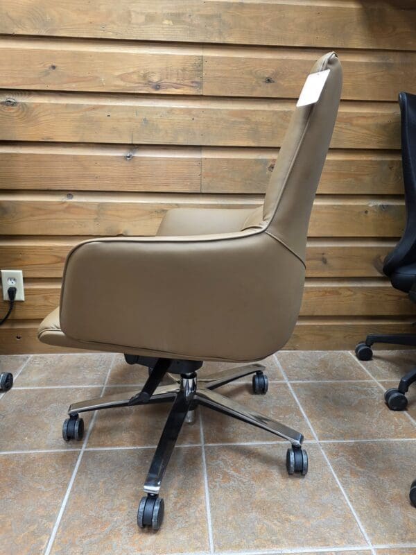 Affordable Executive mid-back, Faux Leather Conference Chair & Smooth Rolling Base -SS500B - Image 3