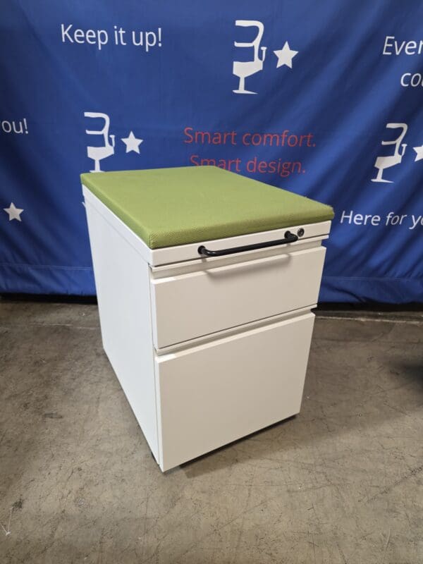 Used Smartfile Herman Miller 2-Drawer Mobile Pedestal with Optional Cushion Top – Used, High-Quality, with Lock (Check description about KEYS) - Image 4